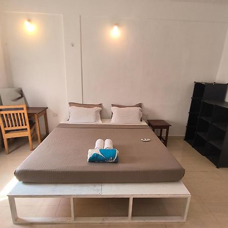 J-House, Spacious Apartments With Balconies, Thalassa 1Min Away 솔림 외부 사진