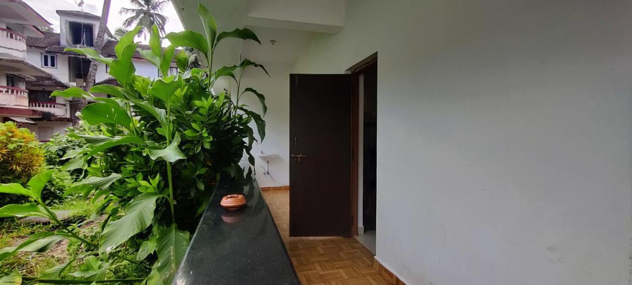 J-House, Spacious Apartments With Balconies, Thalassa 1Min Away 솔림 외부 사진