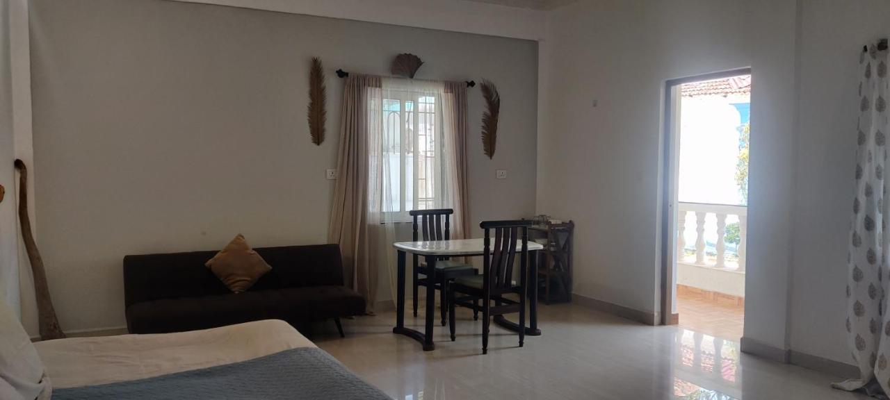 J-House, Spacious Apartments With Balconies, Thalassa 1Min Away 솔림 외부 사진