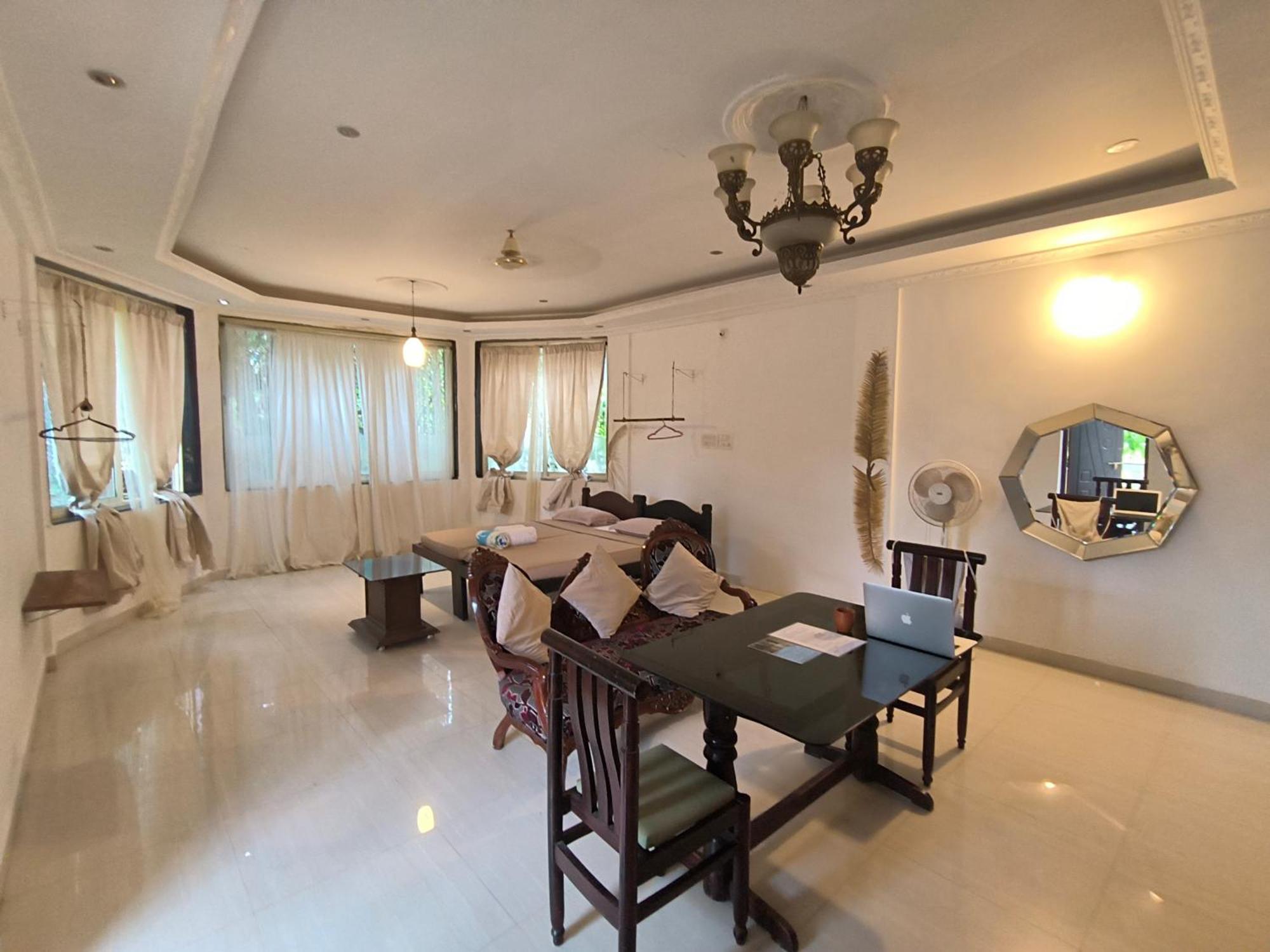 J-House, Spacious Apartments With Balconies, Thalassa 1Min Away 솔림 외부 사진