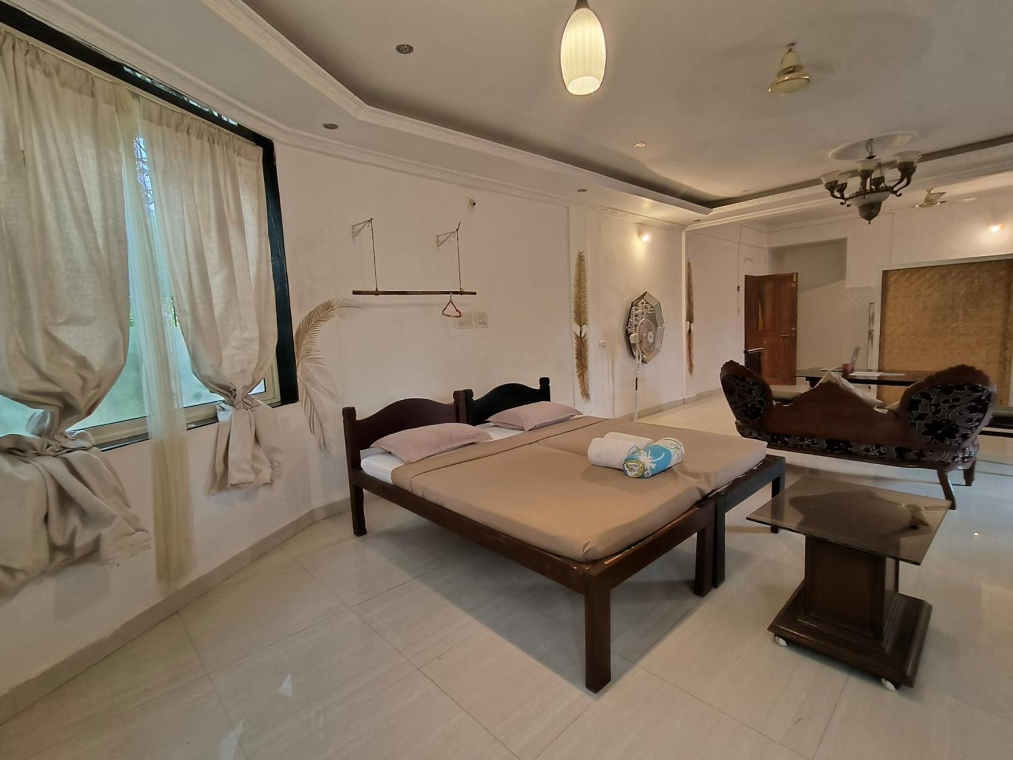 J-House, Spacious Apartments With Balconies, Thalassa 1Min Away 솔림 객실 사진