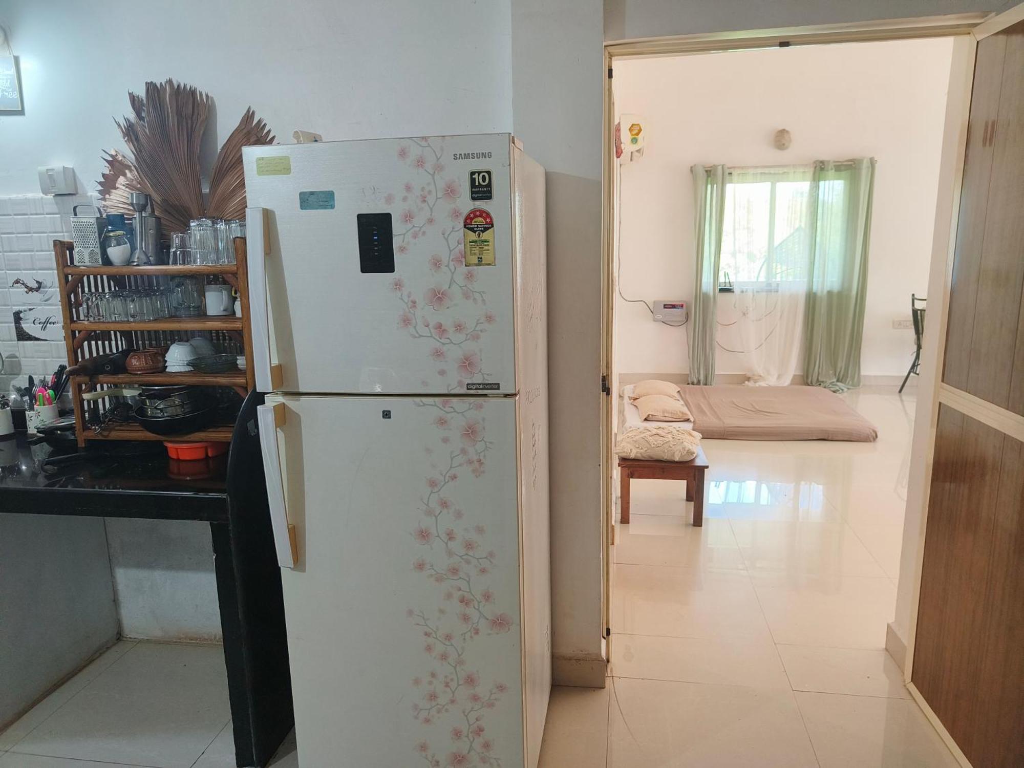 J-House, Spacious Apartments With Balconies, Thalassa 1Min Away 솔림 외부 사진